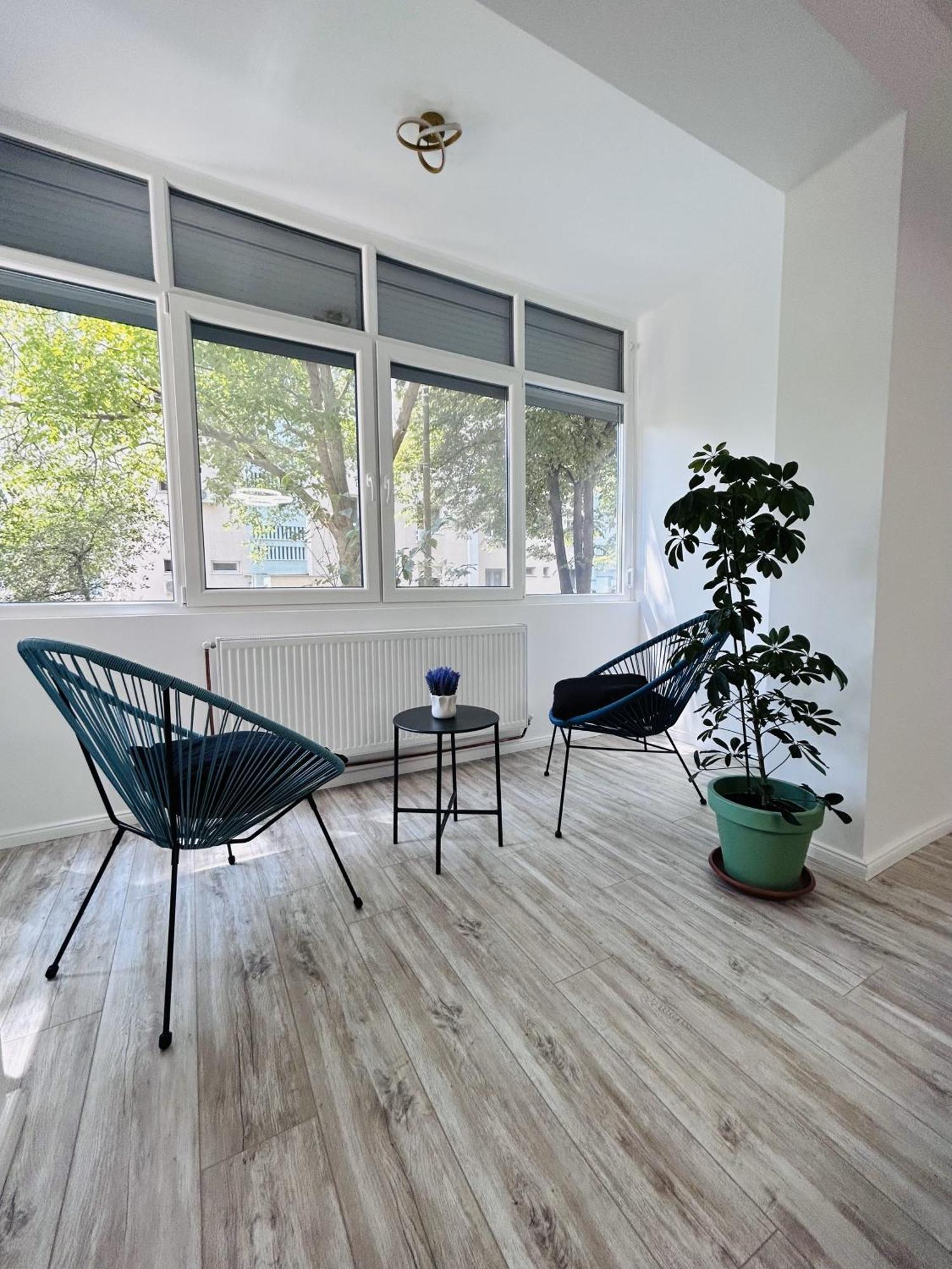 Neptun Free Private Parking